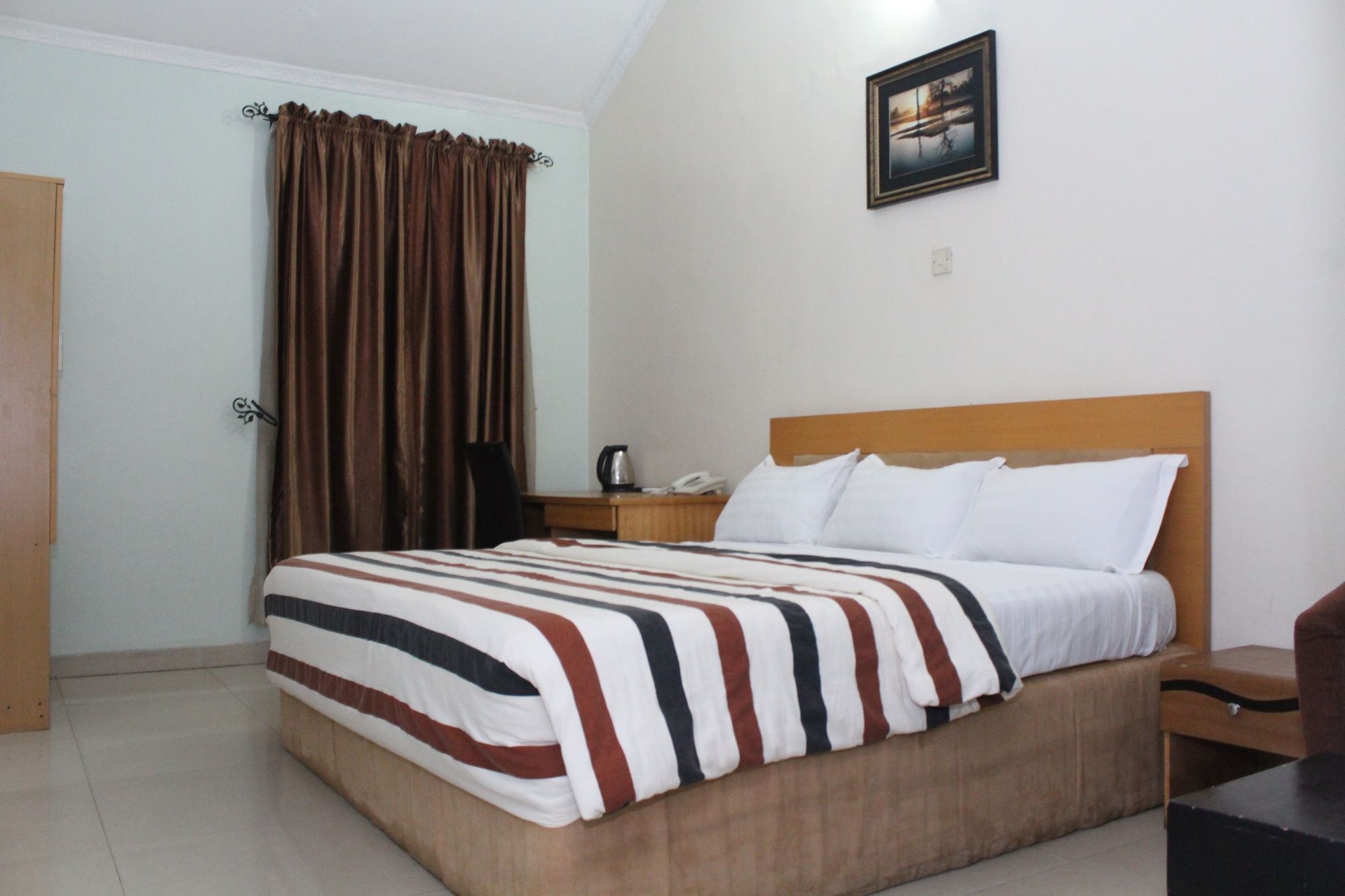 Bluespring Hotel Maryland Εξωτερικό φωτογραφία